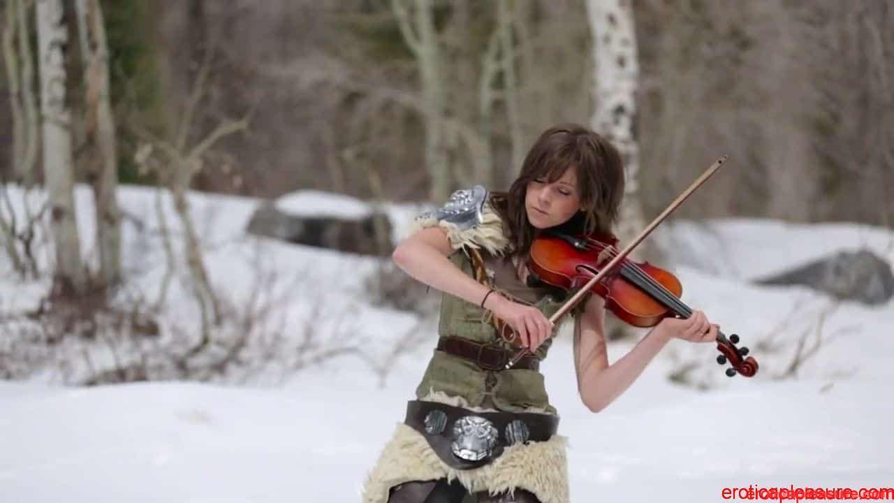 ASSASSIN CREED III LINDSEY STIRLING