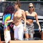 Bella Was Seen Chillaxing With Hailey Baldwin In Miami 