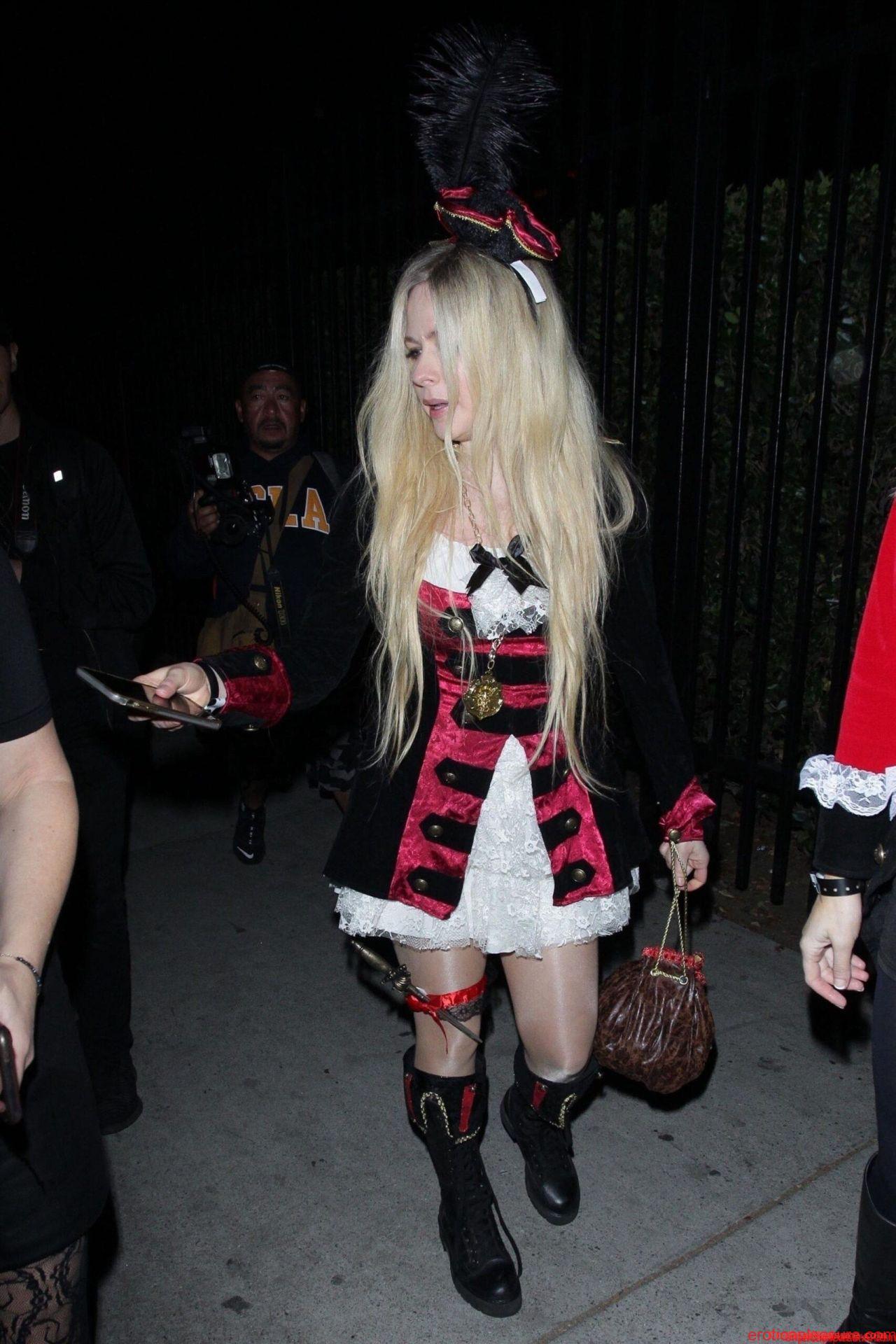 Avril Lavigne at Halloween Party in West Hollywood  scaled